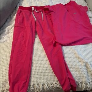 Scrub top and bottom